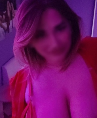 ✨ сладкий 💋 Я креативная, нежная и опытная индивидуалка, основанная в Москве 🏙️ Мои услуги приносят незабываемое наслаждение и истинный релакс для тебя 😍 У меня есть много шалунских фантазий, которые я готова осуществить для тебя 🔥
😉 Я мастерица в искусстве эротического массажа, где ты сможешь погрузиться в мир наслаждения и полного расслабления 💆♂️ У меня красивое тело, стройная фигура и соблазнительные глаза, которые не оставят тебя равнодушным 🌟
🌹 Я гарантирую полную конфиденциальность и дискретность наших встреч, чтобы ты мог наслаждаться каждой минутой со мной без стеснений 😏 Имею положительные отзывы от моих клиентов, они всегда остаются довольными и хотят возвращаться ко мне снова и снова 🥰
📸 Фото моих прекрасных форм и соблазнительных мест доступны на моей странице, чтобы ты уже сейчас мог представить, как я буду выглядеть для тебя 🔞
💫 Не медли, свяжись со мной и я помогу тебе исполнить самые горячие фантазии и устроить настоящий праздник страсти! Не упусти свой шанс познакомиться с прекрасной девушкой из Москвы 🌹 Жду тебя, милый 😘💕 Светлана
